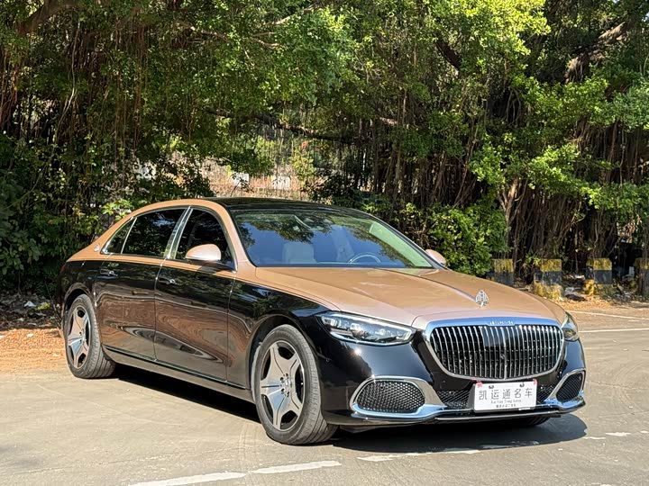 Фото 3 - Mercedes-Benz Maybach S-Class