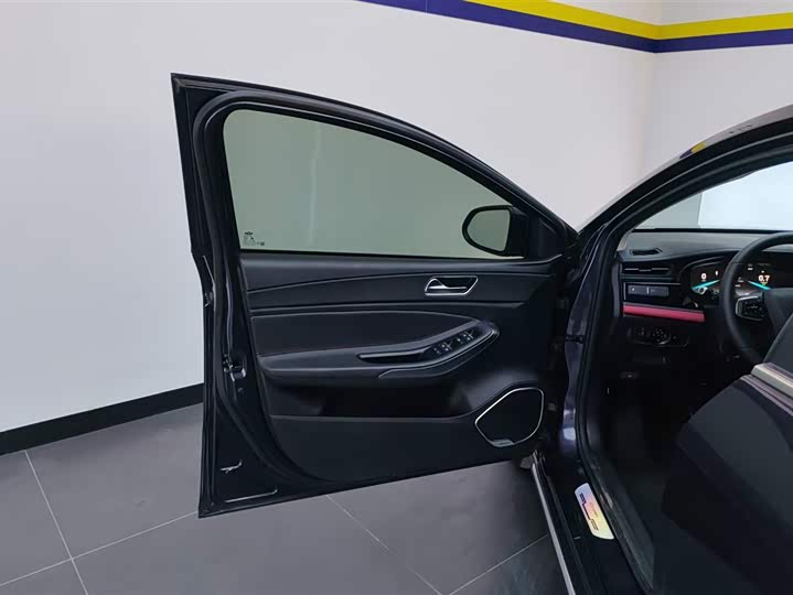 Фото 7 - Chery Omoda S5 (Arrizo 5 Plus)