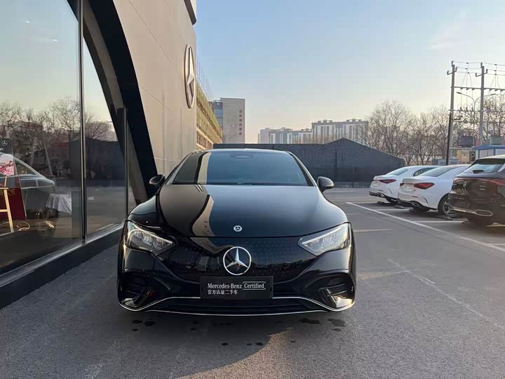 Фото 2 - Mercedes-Benz EQE