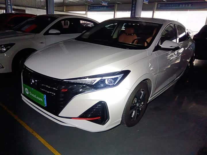 Фото 2 - Changan Eado Plus