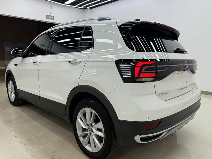 Фото 6 - Volkswagen T-Cross