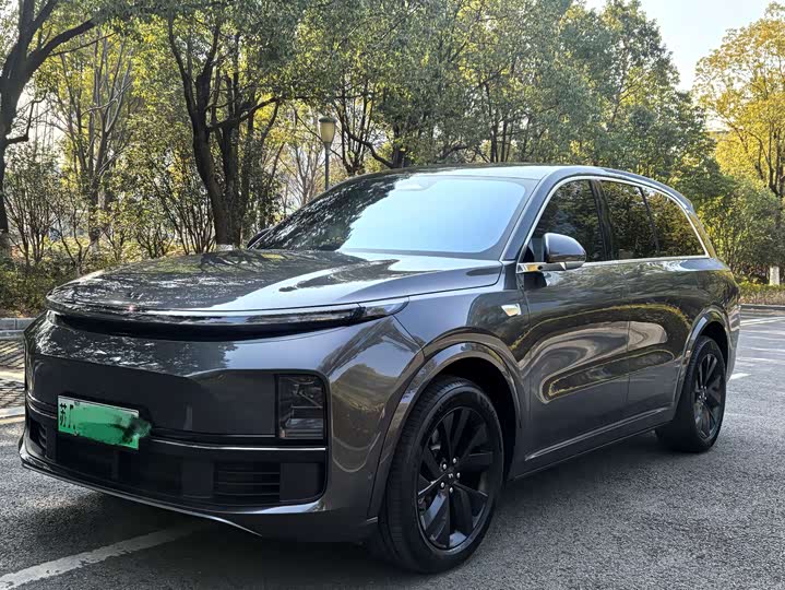 Фото 1 - LiXiang L8