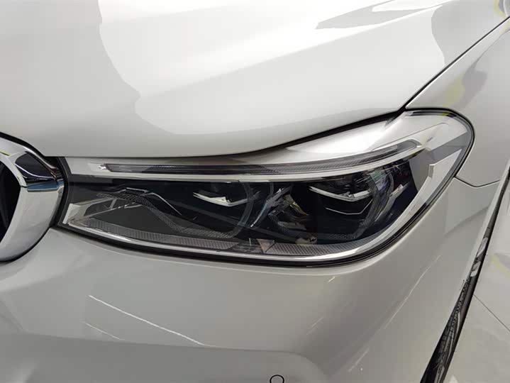 Фото 5 - BMW 6 Series GT