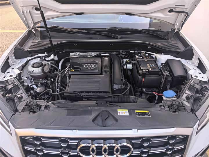 Фото 8 - Audi Q2L