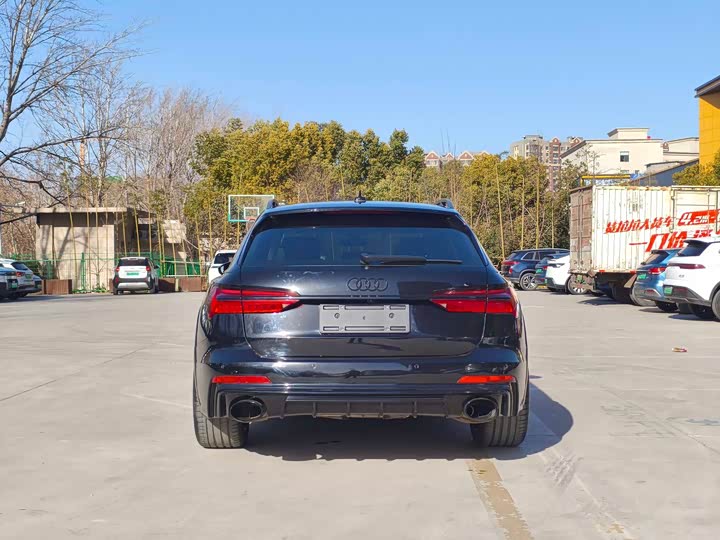 Фото 5 - Audi A6