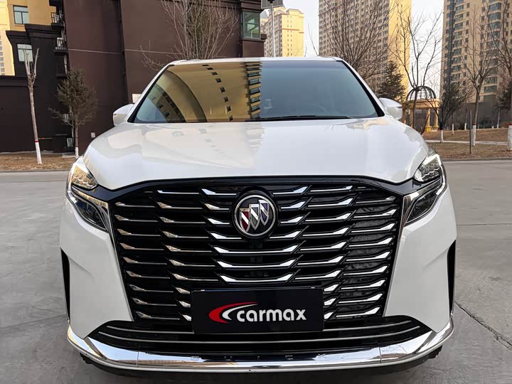 Фото 2 - Buick GL8 ES