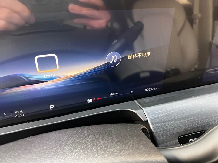 Фото 9 - Buick GL8 ES