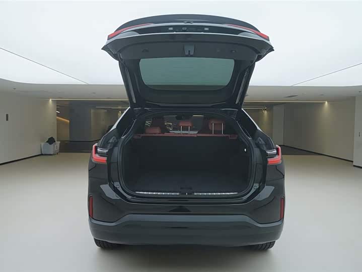 Фото 6 - Nio EC6