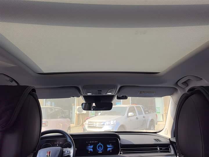 Фото 9 - Hongqi HS5