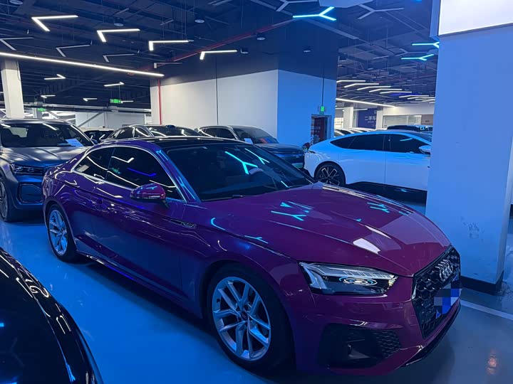 Фото 1 - Audi A5