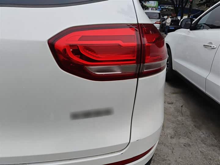 Фото 8 - Haval H6