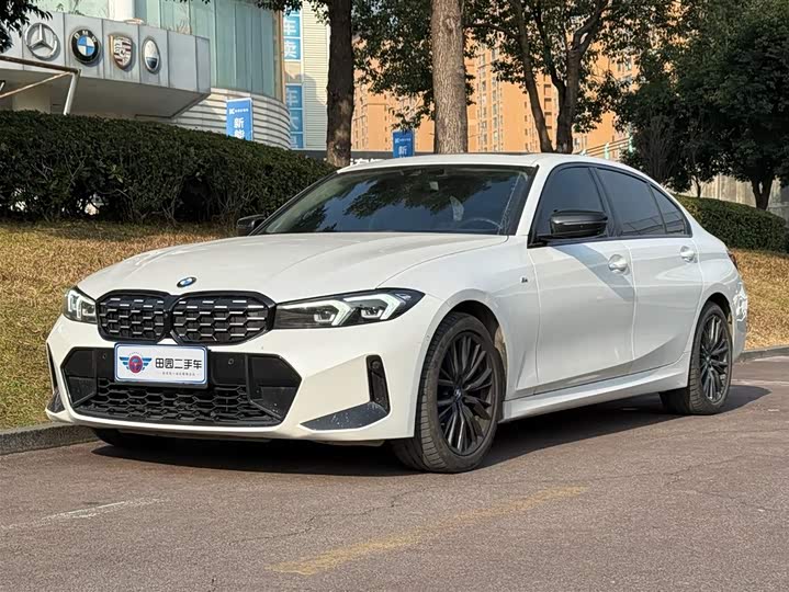 Фото 1 - BMW 3 Series