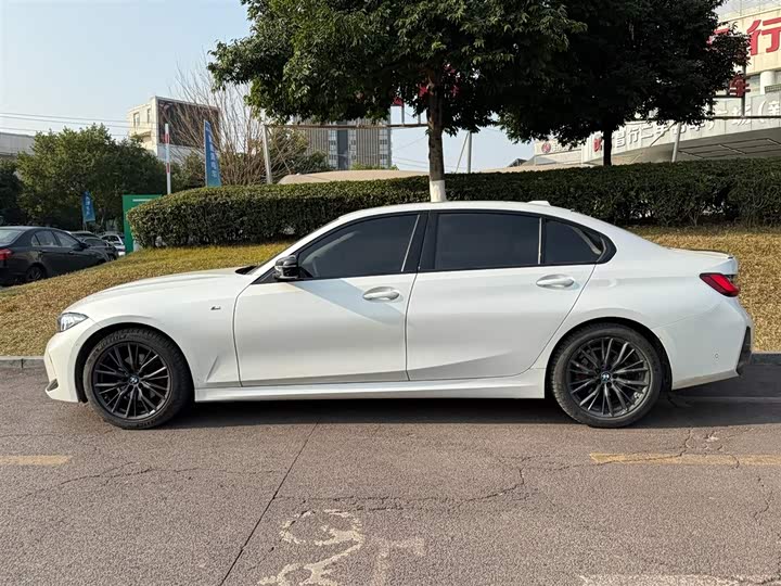 Фото 3 - BMW 3 Series