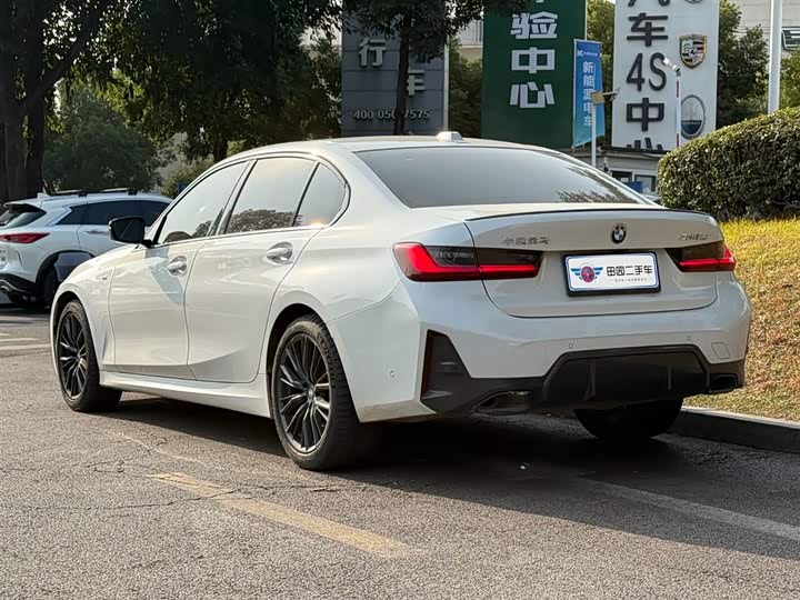 Фото 4 - BMW 3 Series