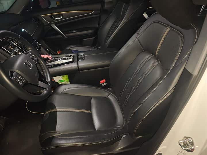 Фото 8 - Honda UR-V