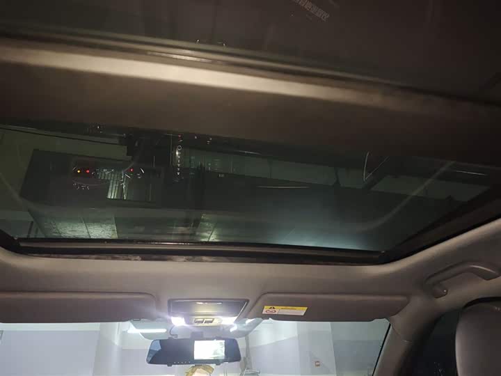 Фото 9 - Honda UR-V