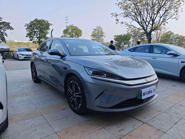 Фото 3 - BYD Qin L