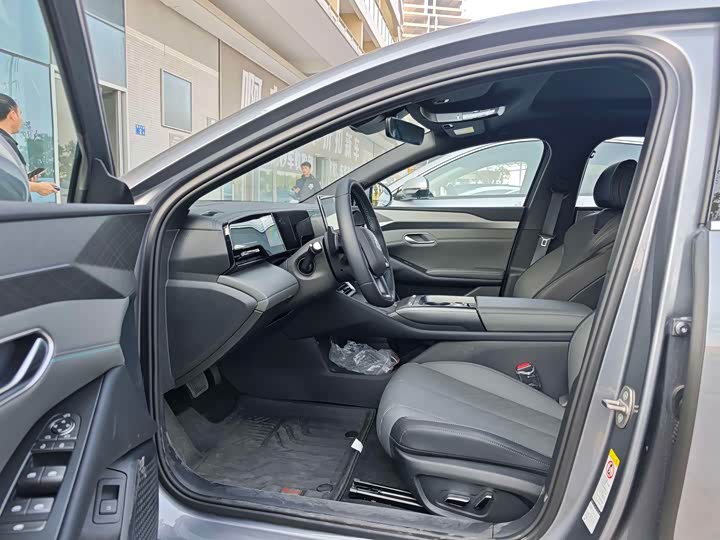 Фото 4 - BYD Qin L