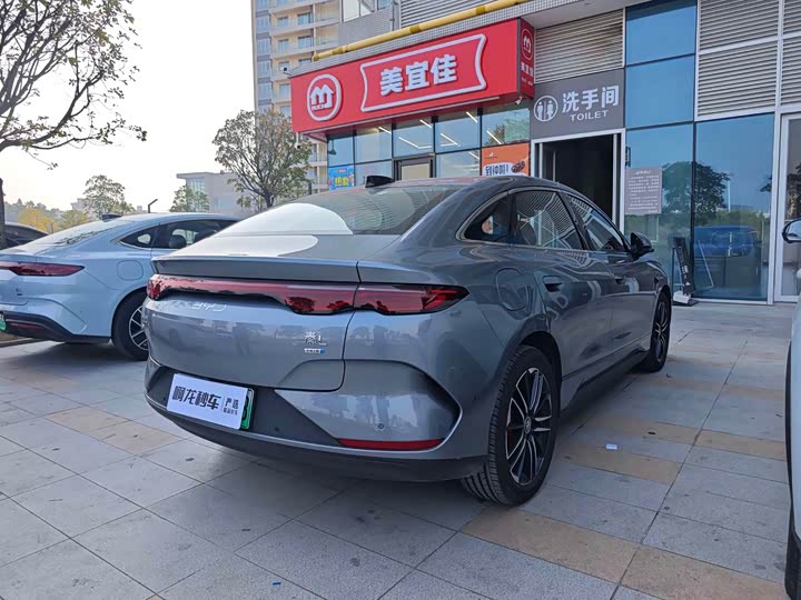 Фото 7 - BYD Qin L