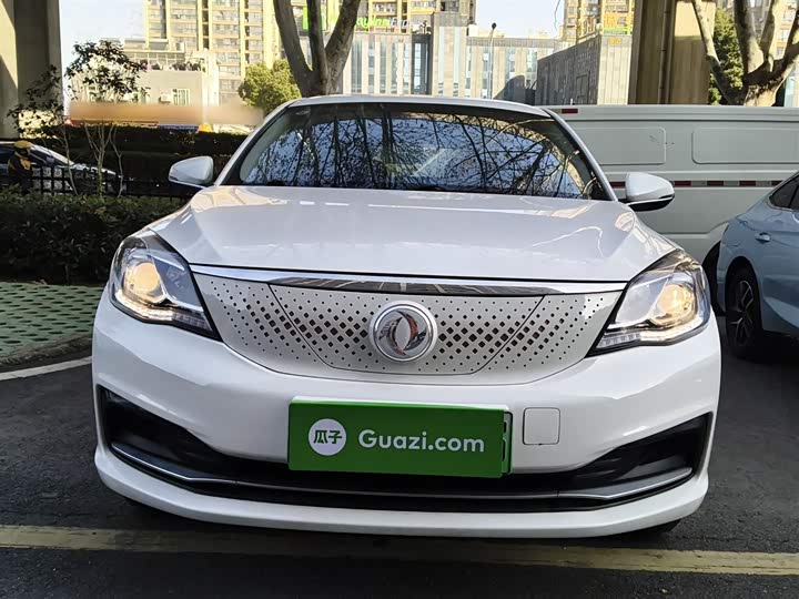 Фото 3 - Dongfeng Aeolus E70