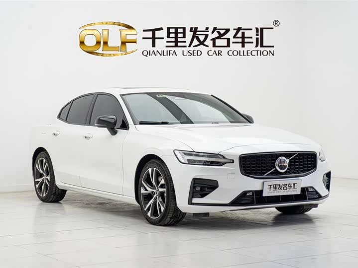 Фото 3 - Volvo S60