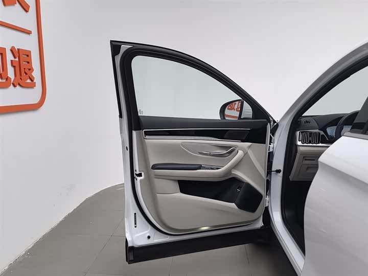 Фото 8 - BYD Song Plus Hybrid/EV