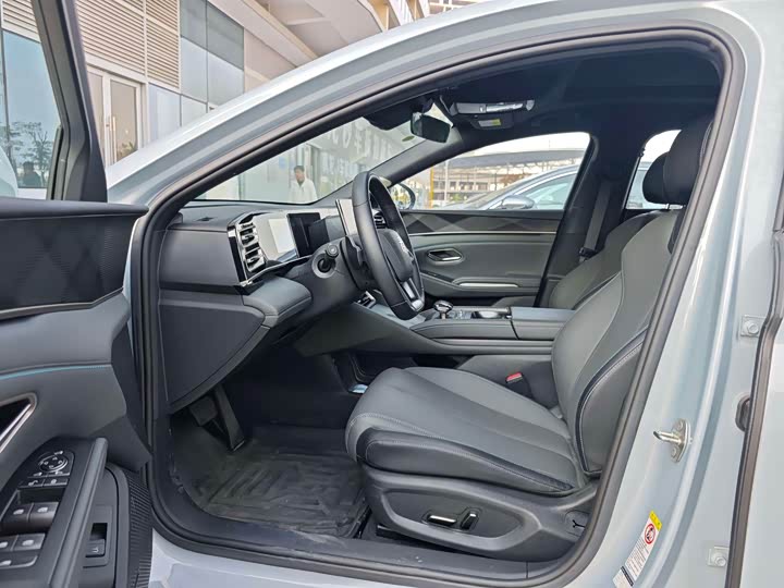 Фото 4 - BYD Qin L