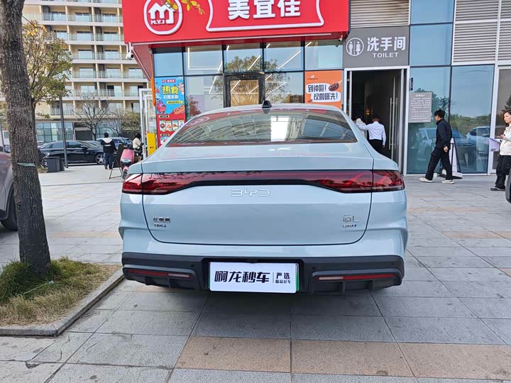Фото 8 - BYD Qin L