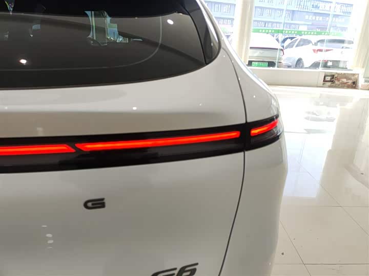 Фото 8 - XPeng G6