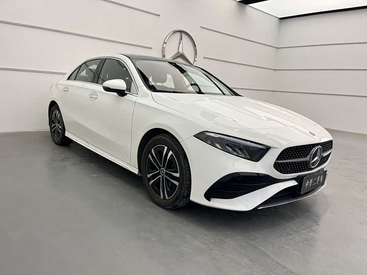 Фото 2 - Mercedes-Benz A-Class