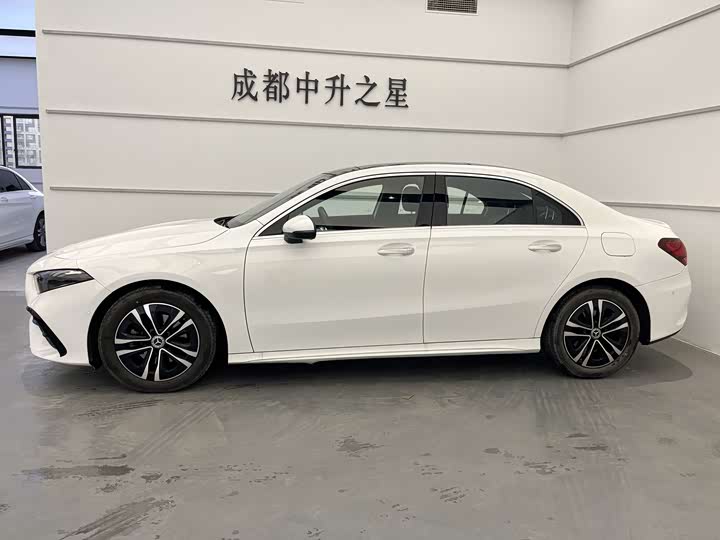 Фото 4 - Mercedes-Benz A-Class