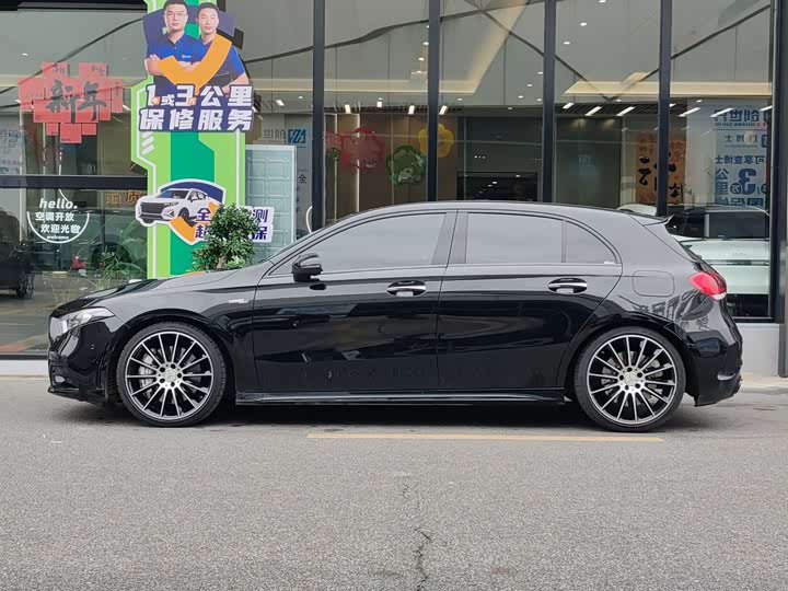 Фото 6 - Mercedes-Benz A-Class AMG