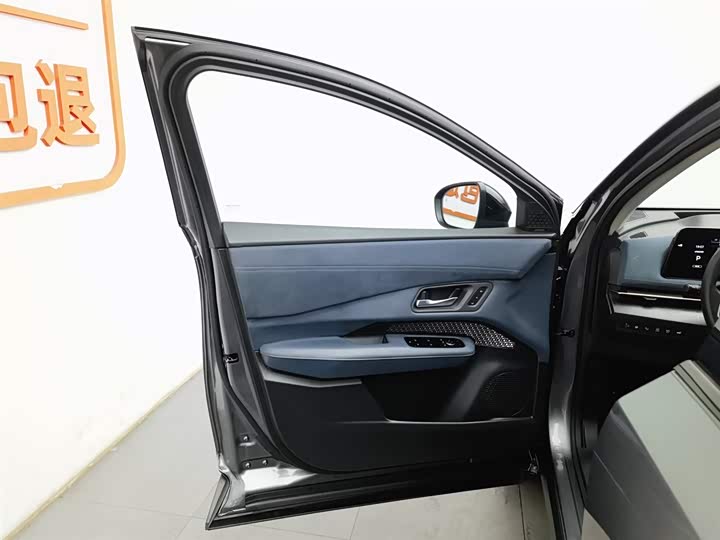 Фото 8 - Nissan Ariya EV