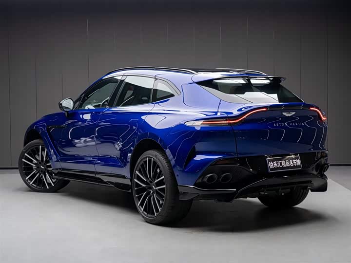 Фото 4 - Aston Martin DBX