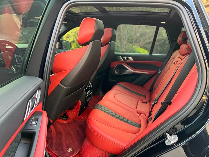 Фото 6 - BMW X5 M