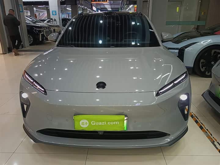 Фото 3 - Nio ET5T