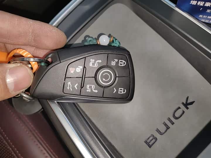 Фото 9 - Buick GL8 Century