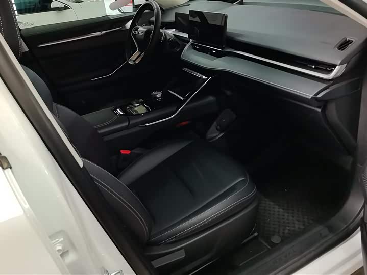 Фото 8 - Haval H6