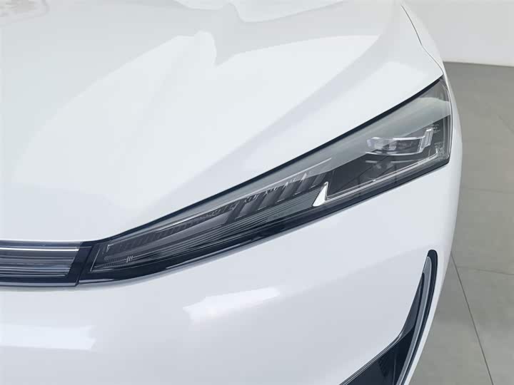 Фото 7 - Dongfeng Aeolus L7