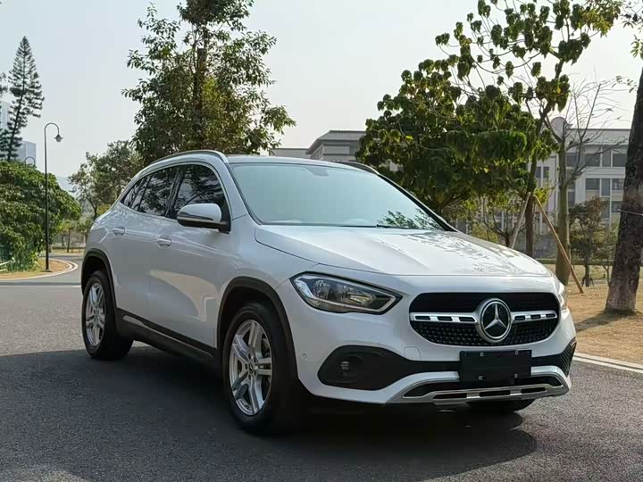 Фото 3 - Mercedes-Benz GLA-Class