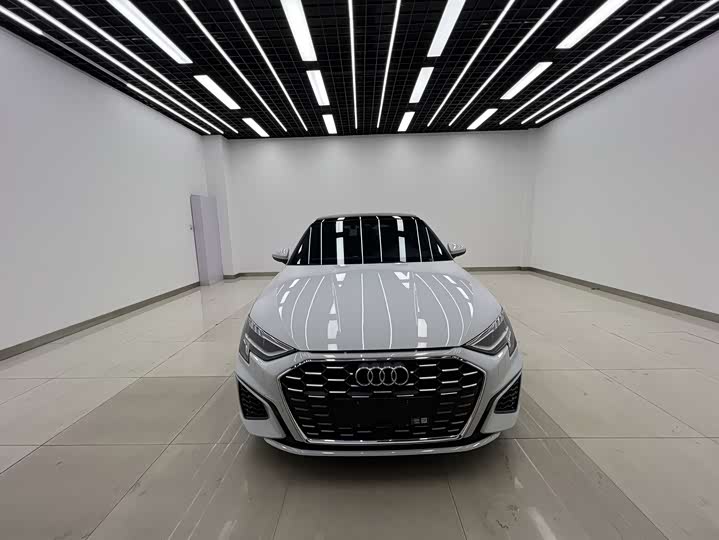 Фото 2 - Audi A3