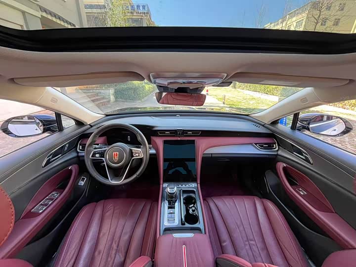 Фото 6 - Hongqi H5