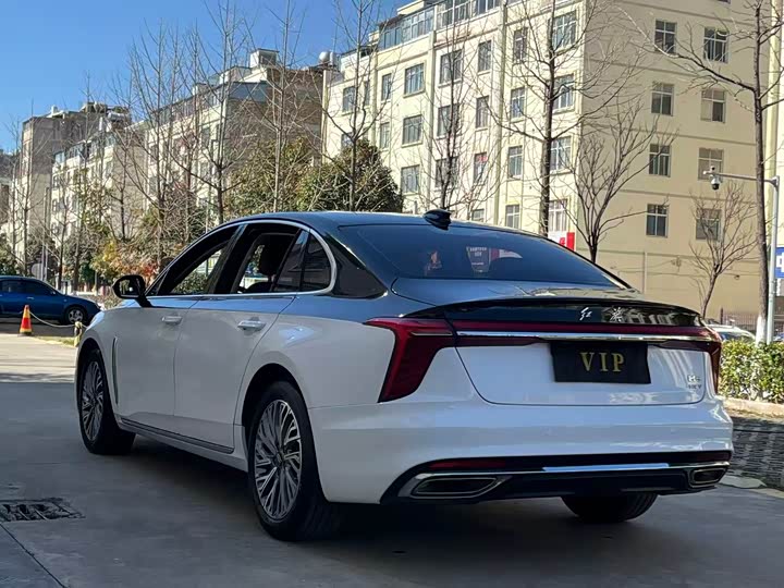 Фото 9 - Hongqi H5