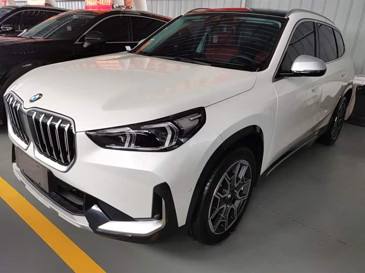 Фото 1 - BMW X1