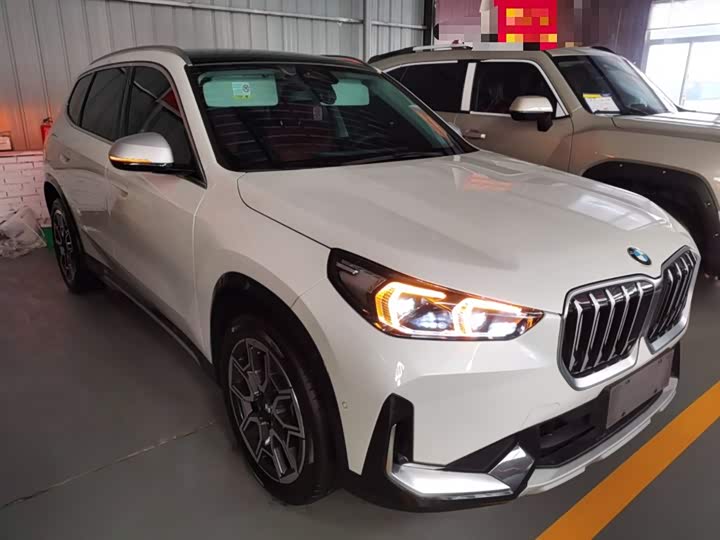 Фото 4 - BMW X1