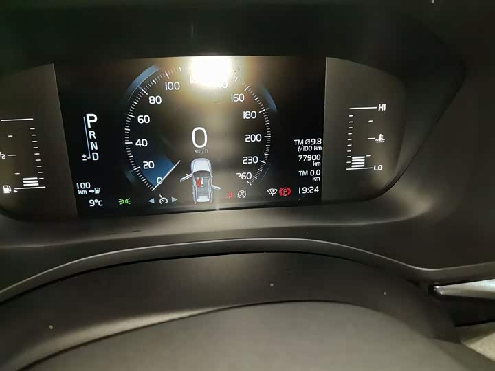 Фото 5 - Volvo XC60