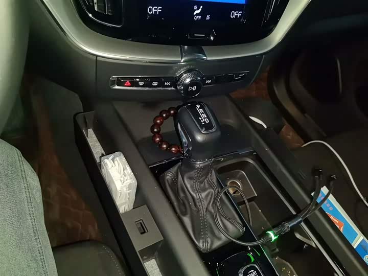 Фото 7 - Volvo XC60