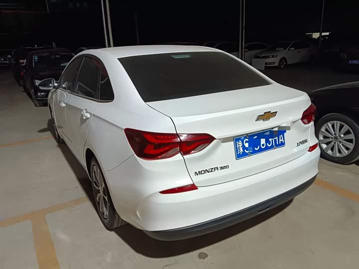 Фото 5 - Chevrolet Monza