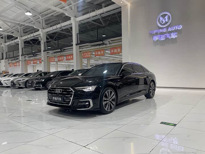 Фото 1 - Audi A6L