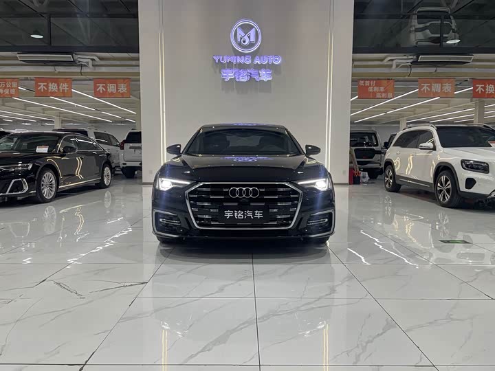 Фото 2 - Audi A6L